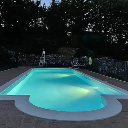 Casa de Férias Casa Grillo, Vista Con Piscina E Box Auto *