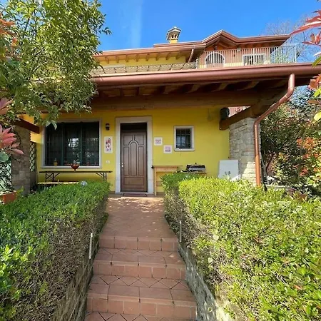 Casa Grillo, Vista Con Piscina E Box Auto *